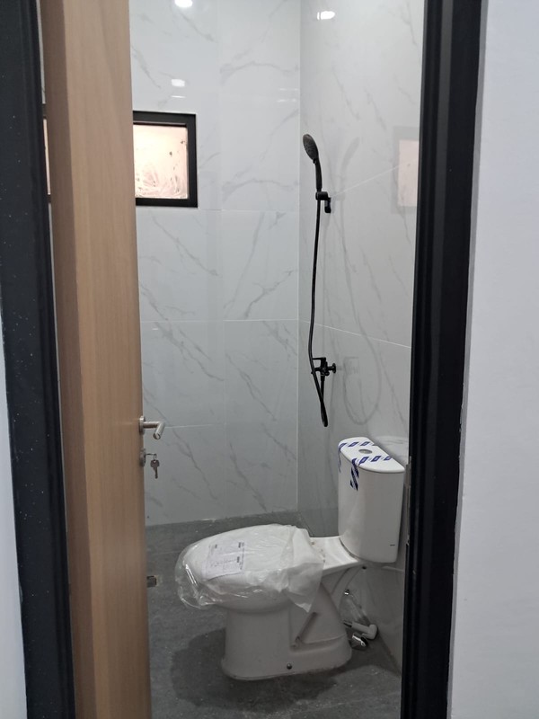 DIJUAL RUMAH TINGGAL 2LT DI MEGA CINERE