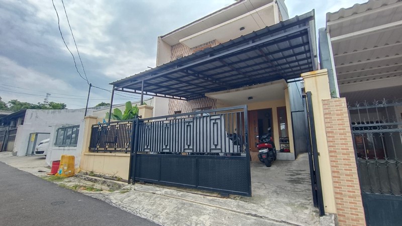 Rumah dijual di Pondok Labu - cocok untuk kos kosan, aman dan strategis