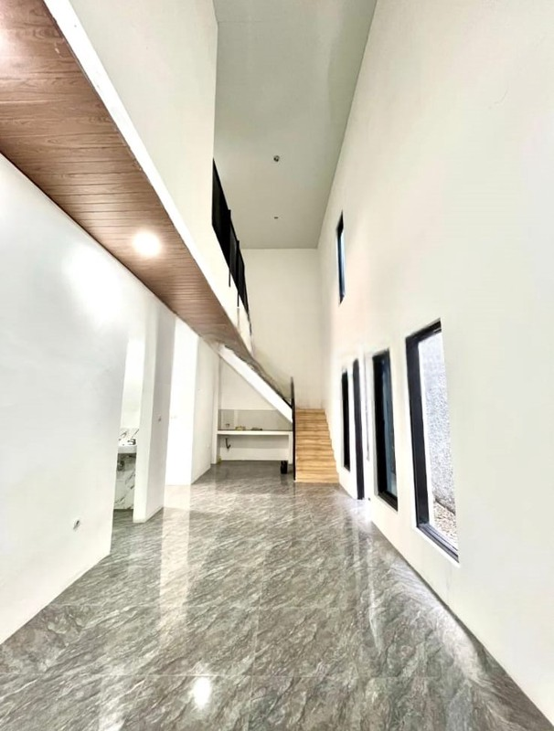 DIJUAL RUMAH TINGGAL 2LT DI MEGA CINERE