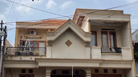 Rumah Dijual Di Dukuh Kupang Timur, Surabaya