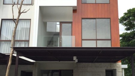 JUAL RUMAH SIAP HUNI GRAHA NATURA SBY BARAT