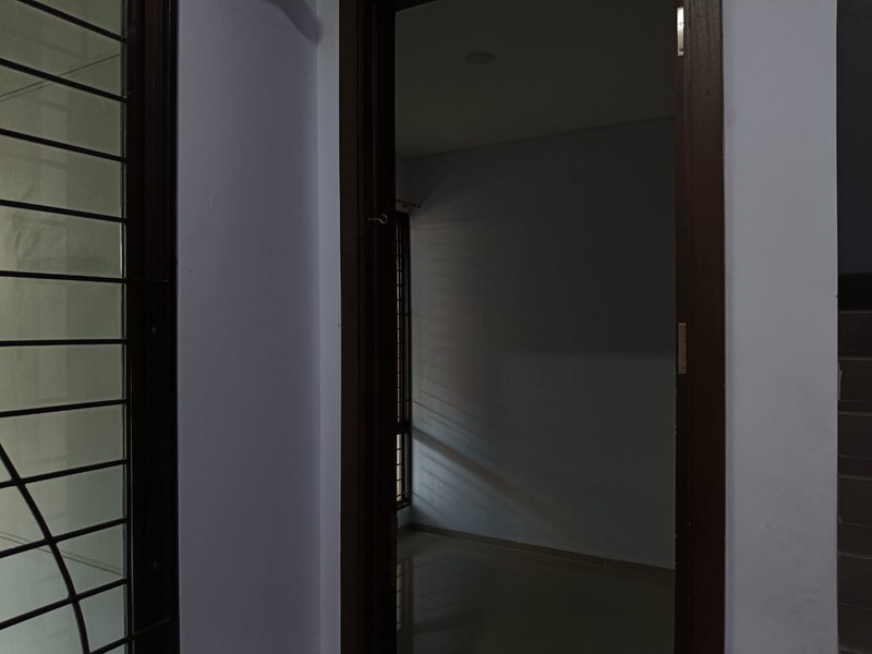 Rumah dalam Cluster 2 Lantai SHM Siap Huni @Graha Tangerang Selatan