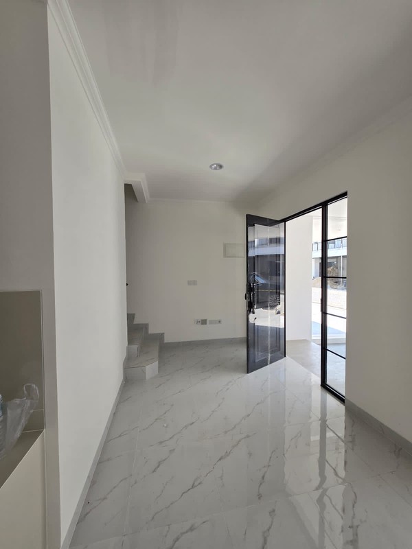 Bukit Nirmala Rumah Hoek 2 Lantai Di PIK 2