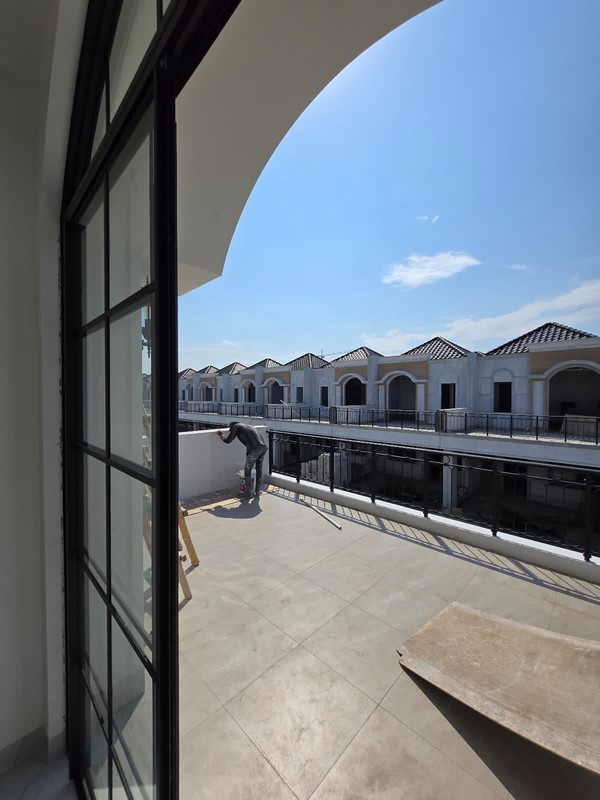 Bukit Nirmala Rumah Hoek 2 Lantai Di PIK 2