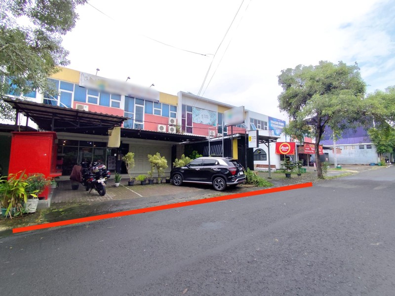 Disewakan Ruko 2 Lantai, Area Kampus Tambak Bayan, Dekat Kampus Atmajaya, Caturtunggal, Depok, Sleman