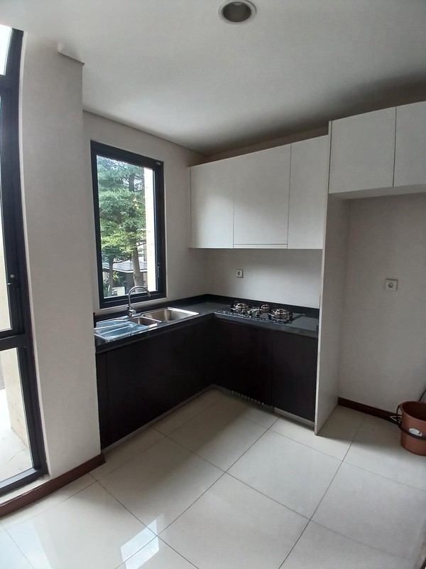 Rent. Rumah mewah Navapark Lancewood, BSD
