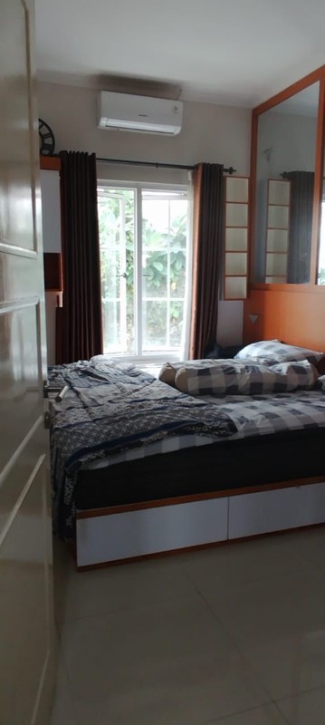 Flash Sale. Rumah bagus Menaggio Village, Gading Serpong