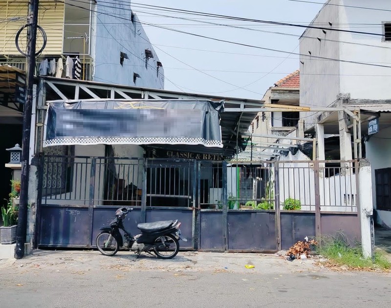 Rumah Plus Ruang Usaha Dijual Klampis Ngasem Sukolilo Surabaya Timur 