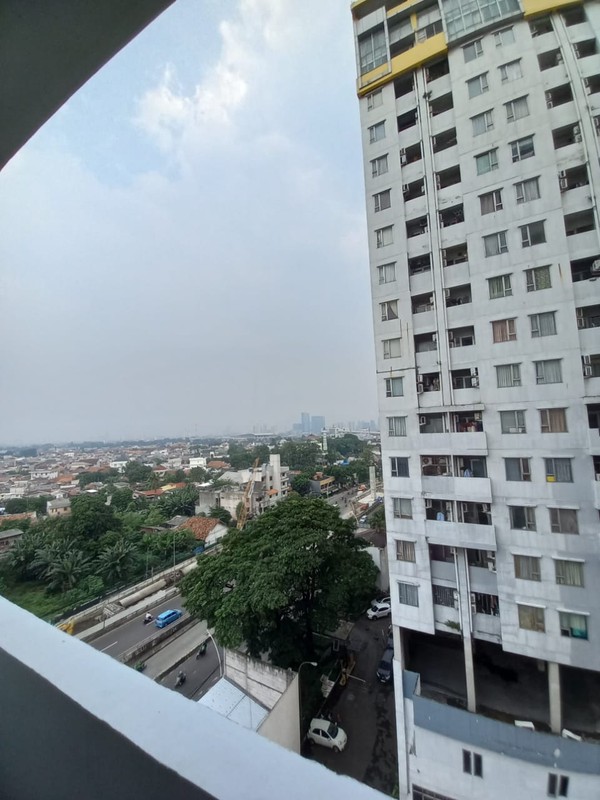 Disewakan 1 Unit Apartemen di Menteng Square Apartment