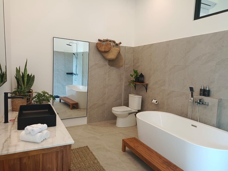 Villa Leasehold 3 Bedrooms In Tumbak Bayuh Canggu Bali