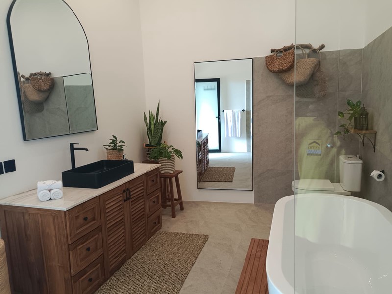 Villa Leasehold 3 Bedrooms In Tumbak Bayuh Canggu Bali