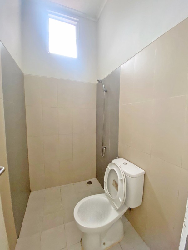 Rumah Rapih 2 lantai di Malibu Village Gading Serpong