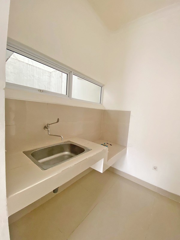 Rumah Rapih 2 lantai di Malibu Village Gading Serpong