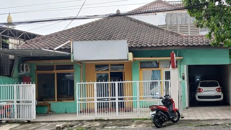 Rumah Dijual Raya Ketintang Gayungan Surabaya Selatan 