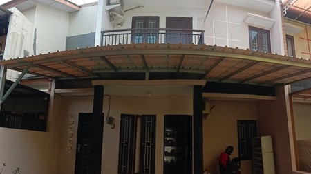 Rumah Strategis di Kampung Rambutan - Ciracas, Jakarta Timur