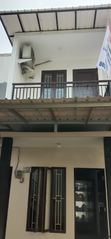 Rumah Strategis di Kampung Rambutan - Ciracas, Jakarta Timur