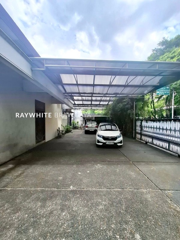 Rumah Lama Lokasi Strategis Area Brawijaya Kebayoran Baru