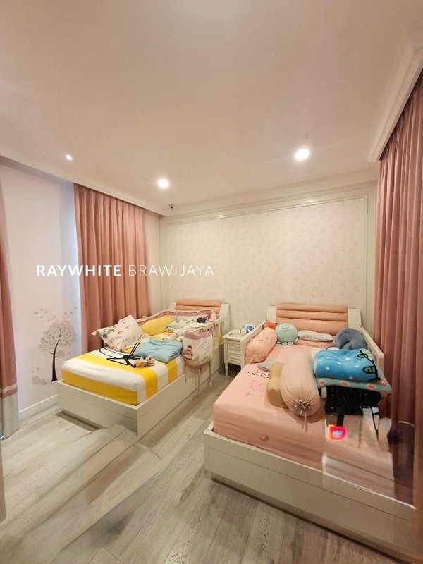 Senopati Area Modern Claasic Home