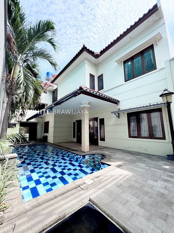 Rumah Siap Huni Area Brawijaya Kebayoran Baru