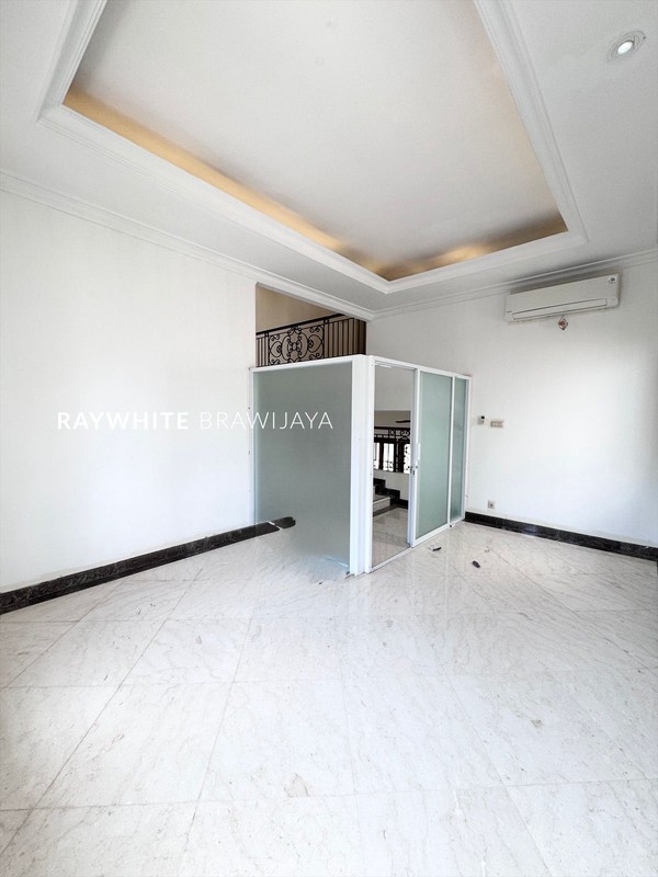 Rumah Siap Huni Area Brawijaya Kebayoran Baru