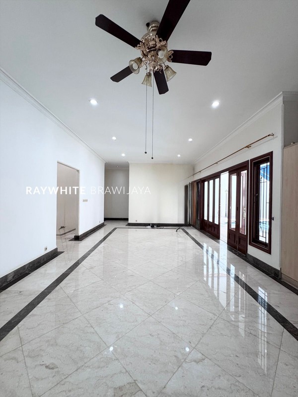 Rumah Siap Huni Area Brawijaya Kebayoran Baru