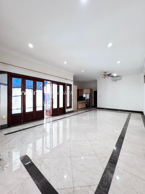 Rumah Siap Huni Area Brawijaya Kebayoran Baru