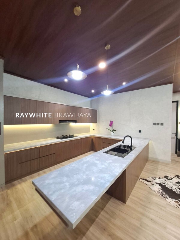 Brand New House Modern Area Pondok Indah