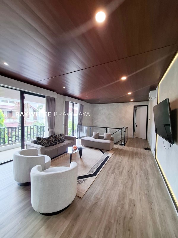 Brand New House Modern Area Pondok Indah