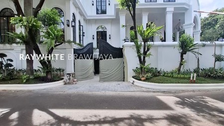 Brand New House American Classic Pondok Indah