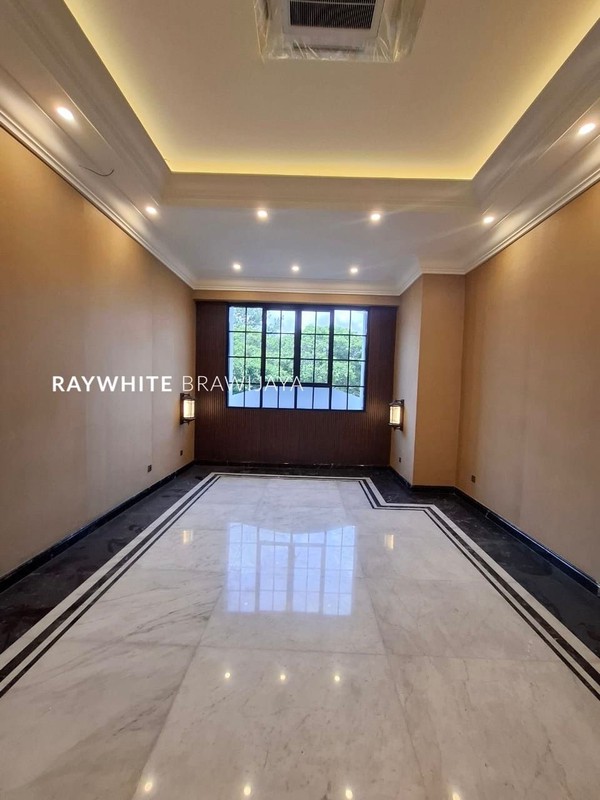 Brand New House American Classic Pondok Indah