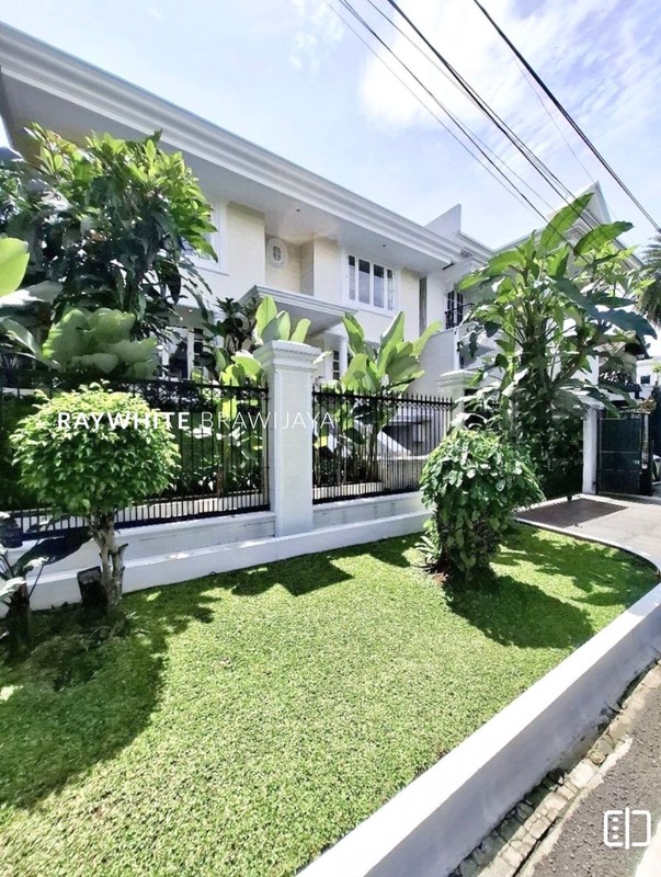Rumah Mewah Siap Huni Area Niaga Duta Pondok Indah