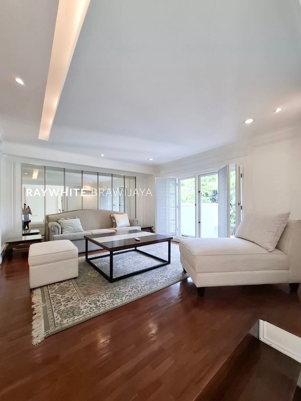 Rumah Mewah Siap Huni Area Niaga Duta Pondok Indah