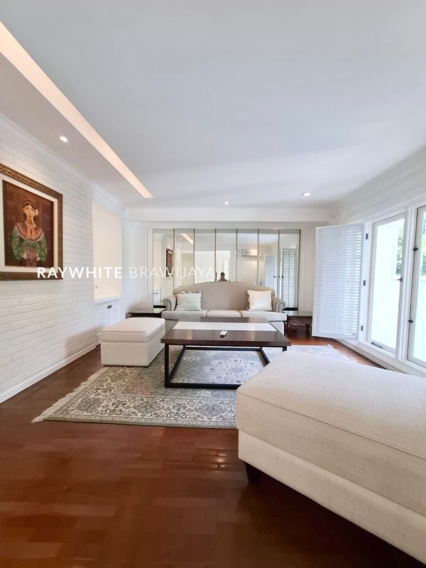 Rumah Mewah Siap Huni Area Niaga Duta Pondok Indah