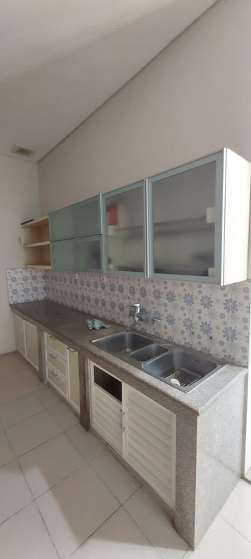 DIJUAL CEPAT RUMAH 2 LANTAI MINIMALIS SEMI FURNISHED GRAND EASTWOOD CITRALAND UTAMA SURABAYA BARAT