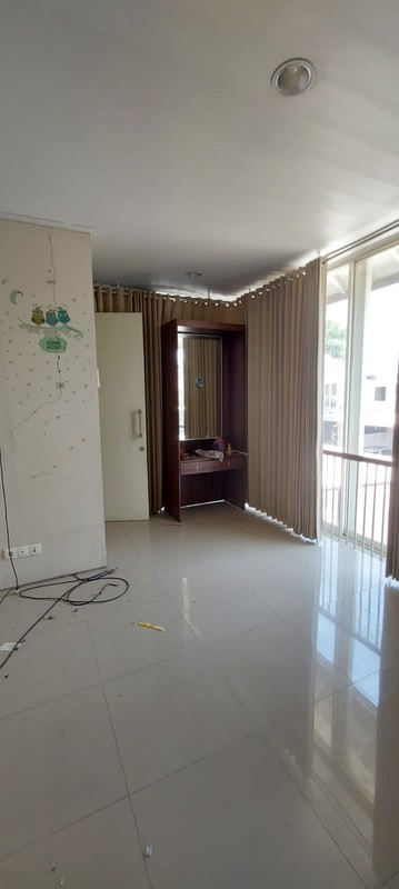 DIJUAL CEPAT RUMAH 2 LANTAI MINIMALIS SEMI FURNISHED GRAND EASTWOOD CITRALAND UTAMA SURABAYA BARAT