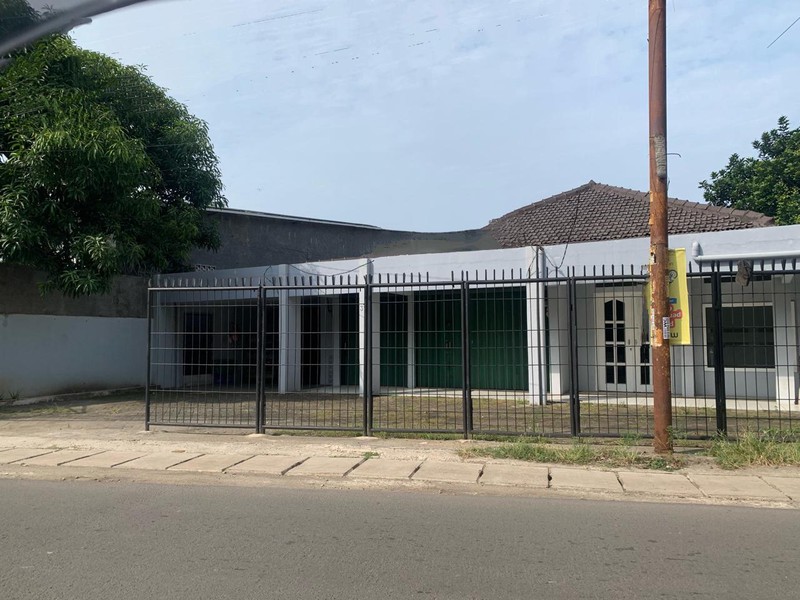 Ruang Usaha Siap Pakai Di Jl WR Supratman Pondok Ranji Tangerang Selatan