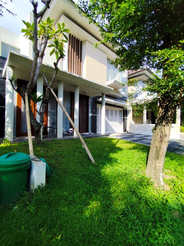 Dijual Rumah Mewah 2 Lantai (Semi Furnish) Perum Citra Sun Garden, Purwomartani, Kalasan, Sleman