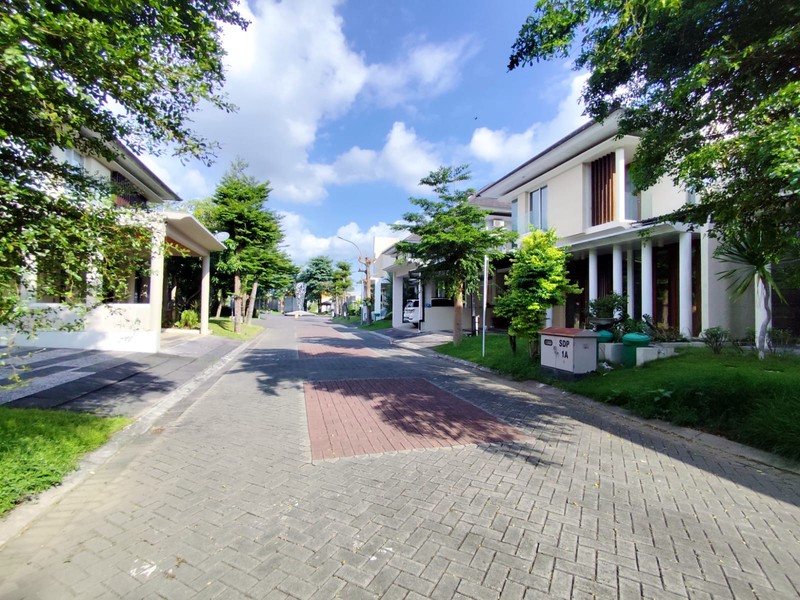 Dijual Rumah Mewah 2 Lantai (Semi Furnish) Perum Citra Sun Garden, Purwomartani, Kalasan, Sleman