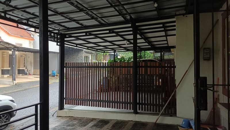 Rumah Minimalis di Legenda Wisata Cibubur