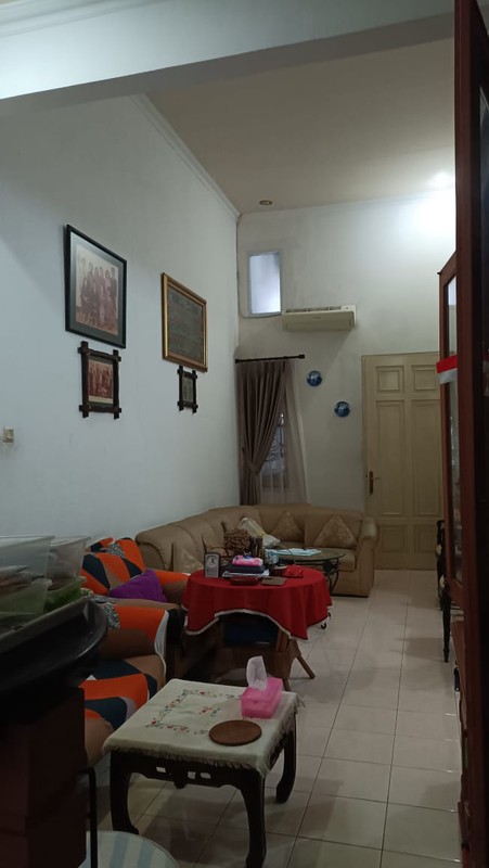 Rumah Minimalis di Legenda Wisata Cibubur