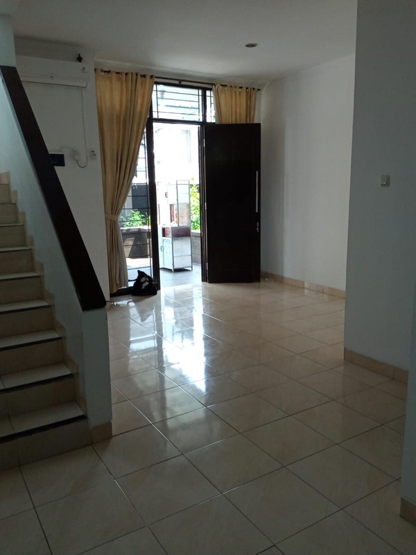 Disewakan Rumah bagus siap huni di Permata Bintaro