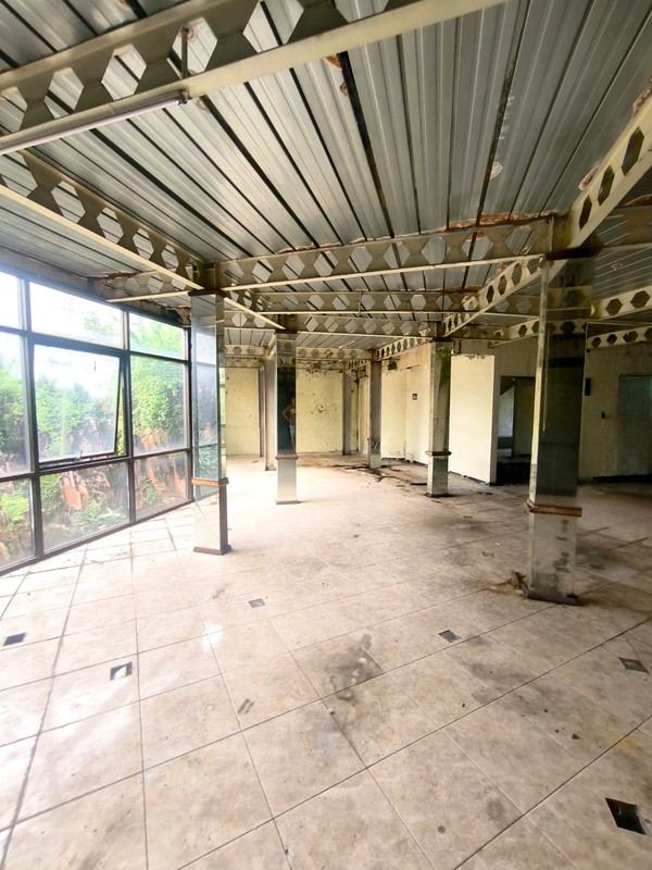 800 m2 Rumah Hook Raya Nol Jalan Bintang Diponggo Dekat Dekat Mayjend Sungkono, Hr Muhammad, Ciputra World Mall Cocok Untuk Kantor, Bank, Ruko, Rumah Makan, Cafe, Klinik Kecantikan