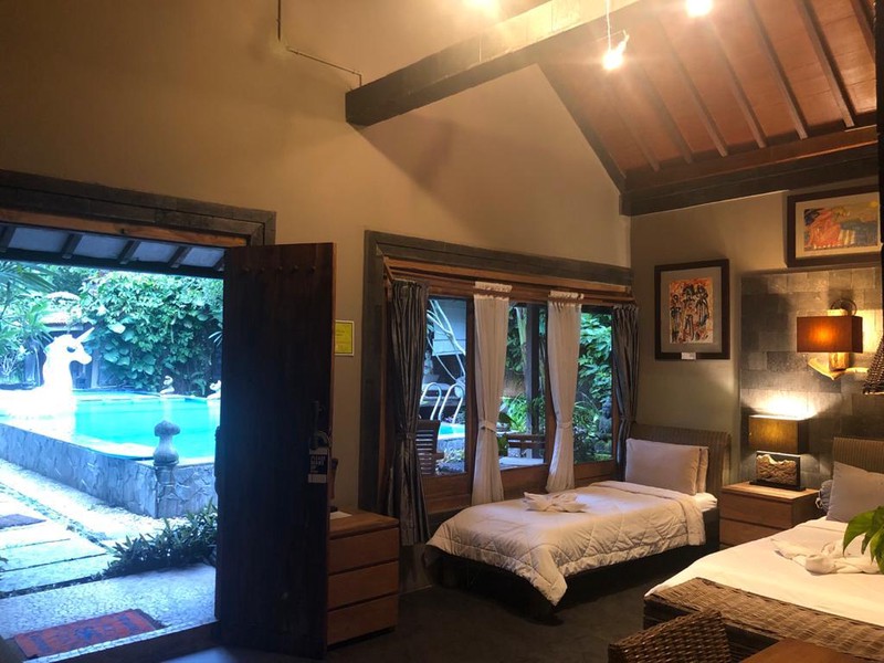 HOME STAY CANTIK DENGAN KONSEP TROPIS DI DAERAH KASIHAN, BANTUL