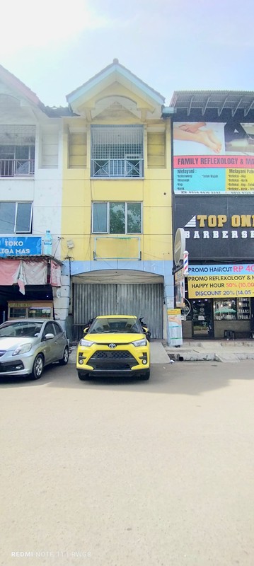 Disewa Ruko Strategis Pinggir Jalan Raya Siap Huni, Ruko Victoria Park Karawaci, Tangerang