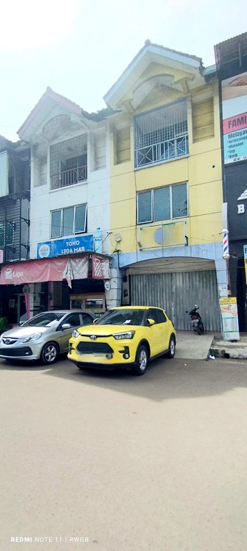 Disewa Ruko Strategis Pinggir Jalan Raya Siap Huni, Ruko Victoria Park Karawaci, Tangerang