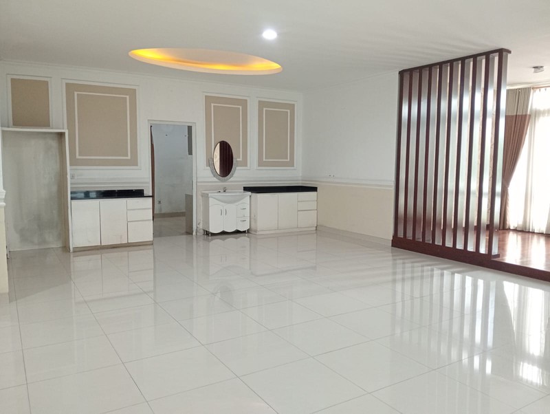 Rumah Mewah, Lux, Siap Huni, Strategis, Bisa KPR, Harga Nego