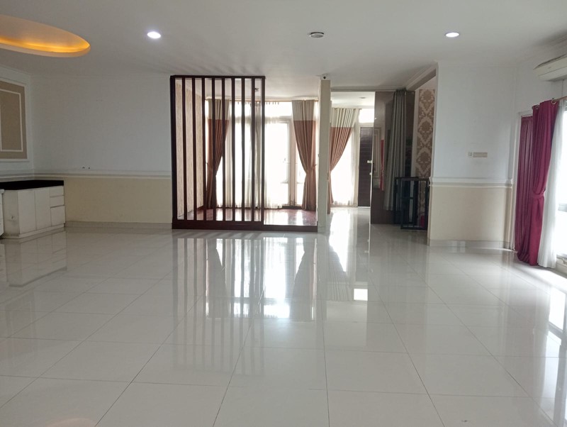 Rumah Mewah, Lux, Siap Huni, Strategis, Bisa KPR, Harga Nego