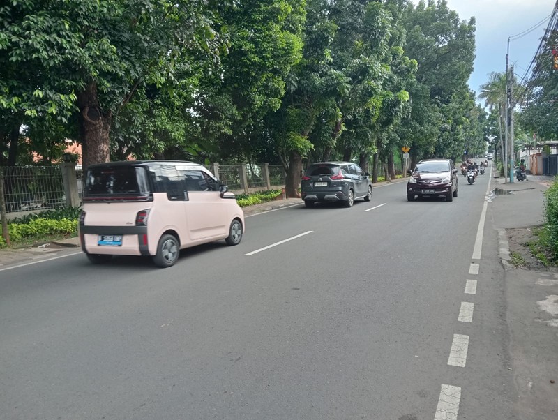Rumah Pinggir Jalan, Strategis, Cocok Untuk Hunian dan Usaha, Bisa KPR, Harga Nego