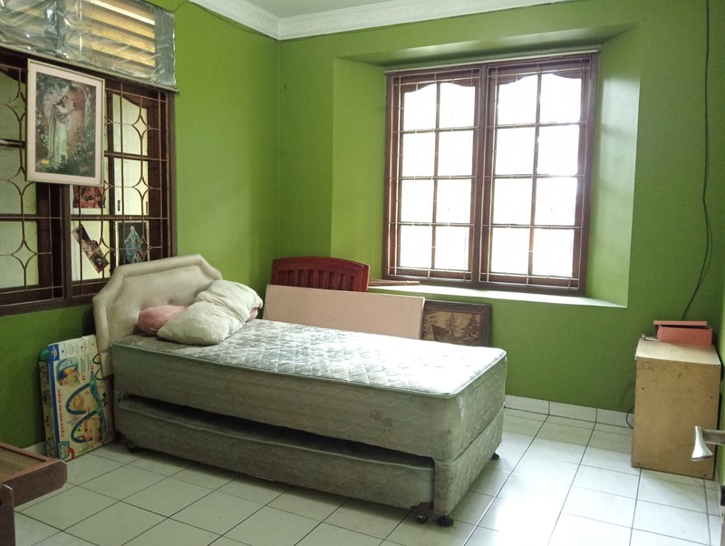 Rumah Pinggir Jalan, Strategis, Cocok Untuk Hunian dan Usaha, Bisa KPR, Harga Nego