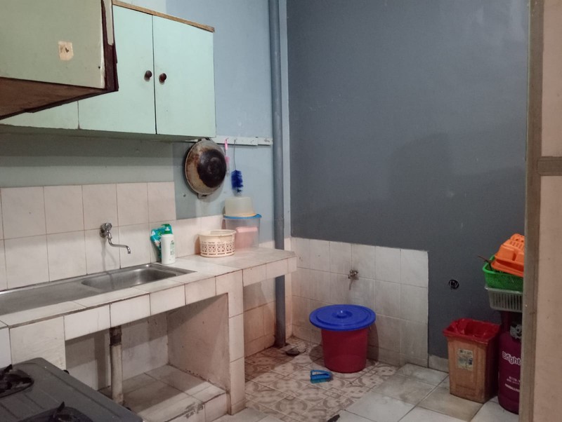 Rumah Pinggir Jalan, Strategis, Cocok Untuk Hunian dan Usaha, Bisa KPR, Harga Nego